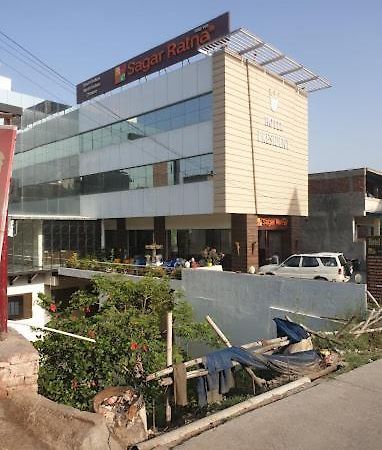 Hotel President Bharwain Exterior photo
